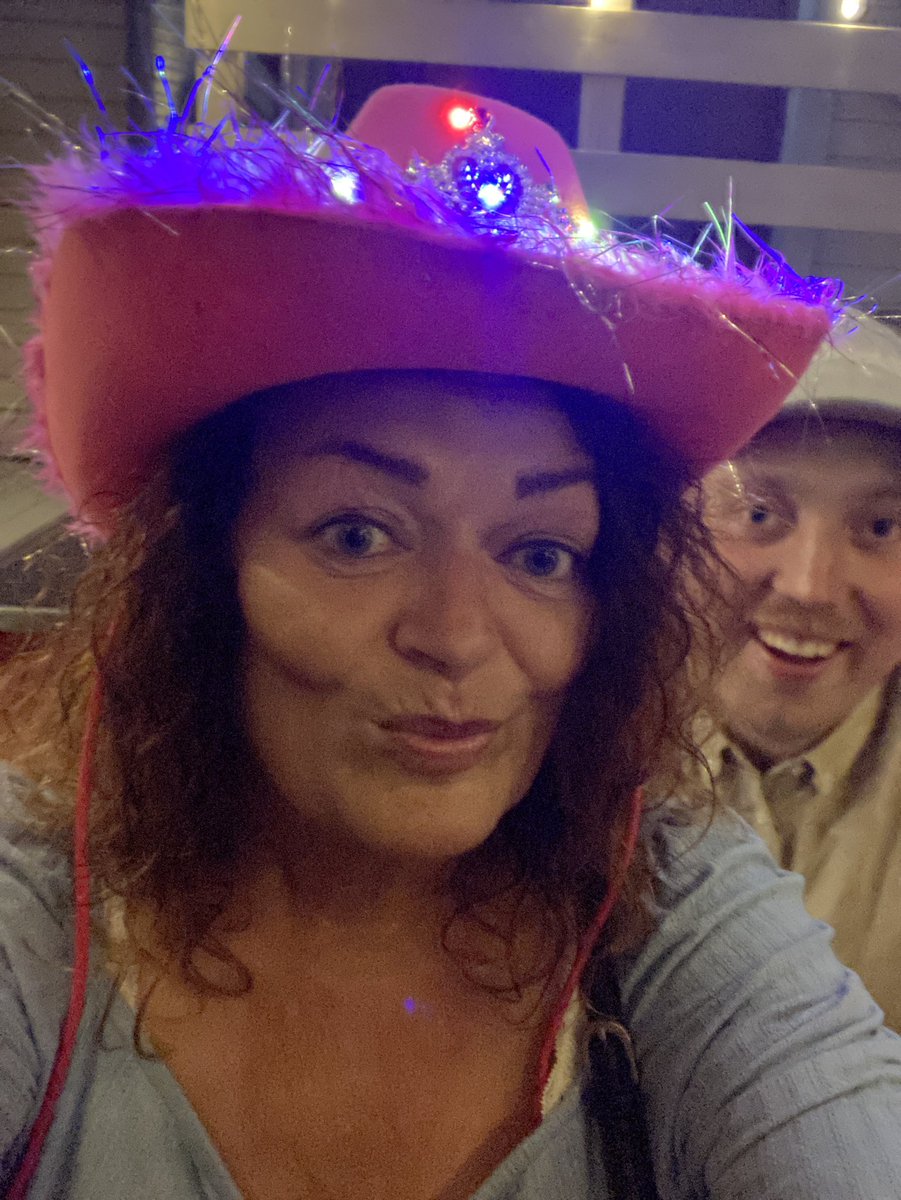 Pønker på vift i sør, gudene vet hvem linselusa er😀