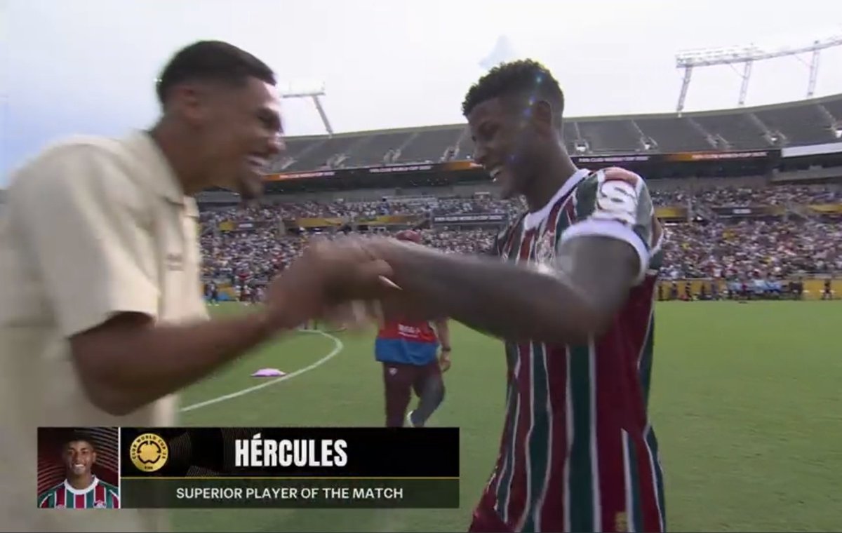 Max Martinez (Maxlavoz)🎙️⚽☕ (@maxlavoz) on Twitter photo Hércules el mitológico jugador de <a href="/FluminenseFC/">Fluminense F.C.</a> que confirmó la clasificación a la Semifinal del #MundialDeClubes. Hércules el mitológico jugador de <a href="/FluminenseFC/">Fluminense F.C.</a> que confirmó la clasificación a la Semifinal del #MundialDeClubes.