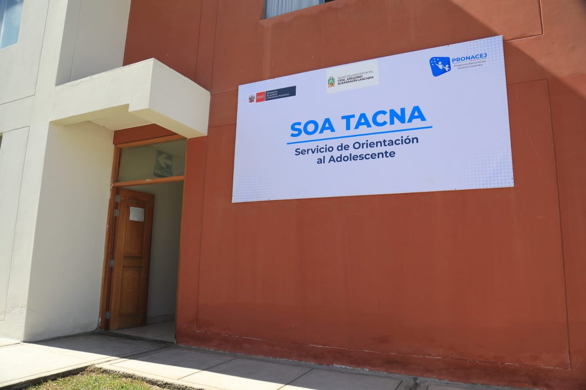 #NotaDePrensa | 🎊Ministro de Justicia y director ejecutivo del PRONACEJ inauguraron el SOA Tacna

El ministro de Justicia y Derechos Humanos, Enrique Alcántara Medrano y el director ejecutivo del PRONACEJ, Francisco Naquira Cornejo, realizaron la inauguración del #SOATacna, con
