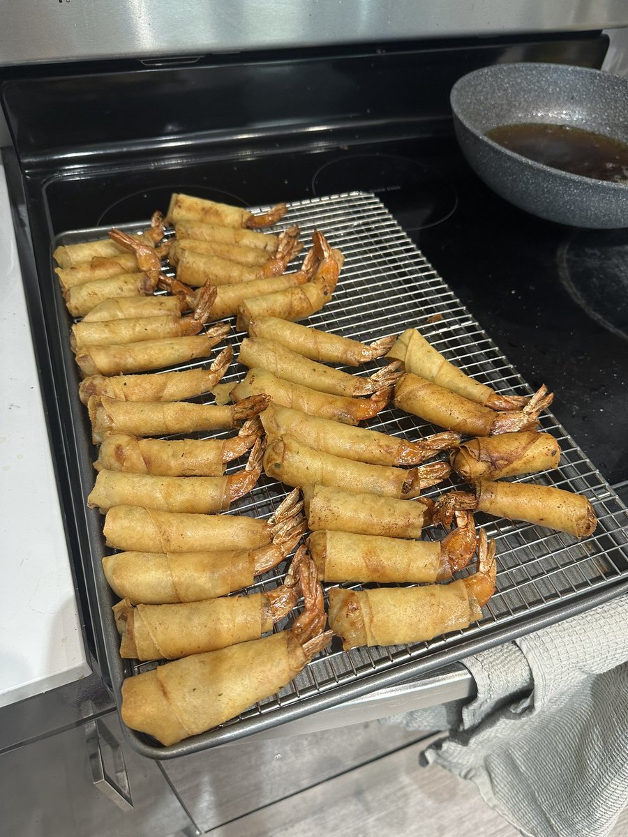 u know it’s a vietnamese party when I gotta make these bad boys