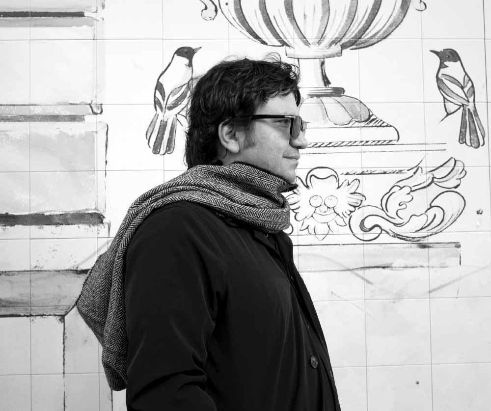 edantilope's tweet image. 🗣️💬 "Todos nos sentíamos impostores, por supuesto, es inevitable sentirse así, incluso necesario. La literatura es muy grande, solo cabe enfrentarla con apasionada humildad."
📌 @CesarTejeda_A en conversación con Alejandro Zambra para @Cuadernos_hisp👇🏽
cuadernoshispanoamericanos.com/alejandro-zamb…
