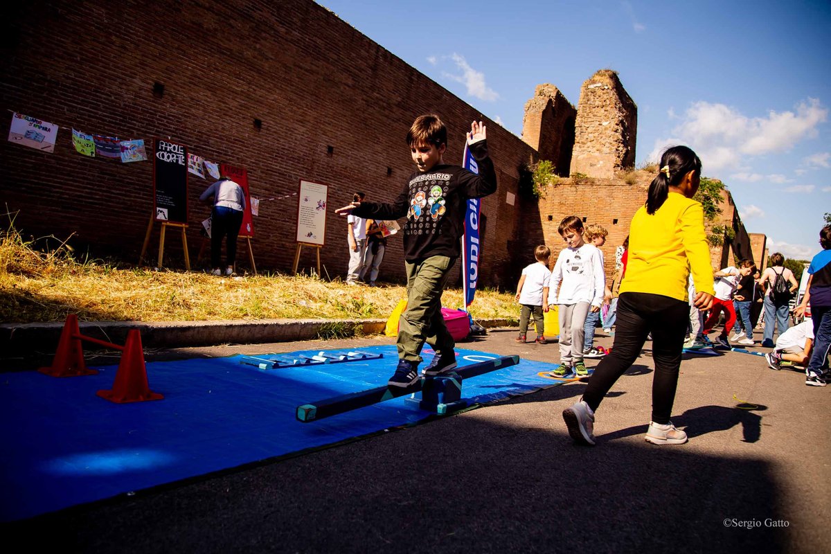 anna becchi tweet media