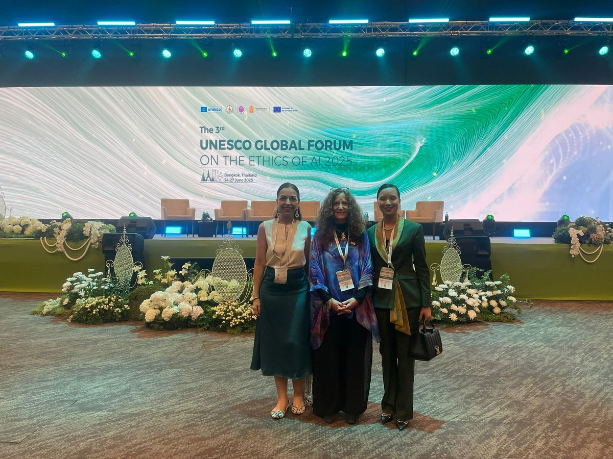 CONECTADAS (@conectadas_mx) on Twitter photo Queremos compartirles que #NuestraConectada <a href="/elenaestavillo/">elena estavillo</a> realizó una participación destacada en el Foro Global sobre la Etica de la IA (GFEAI), organizado por la <a href="/UNESCO_es/">UNESCO en español 🏛️#Educación #Ciencia #Cultura</a> y el gobierno de Tailandia la última semana de junio de 2025.
#Conectadas #UNESCO #IAética Queremos compartirles que #NuestraConectada <a href="/elenaestavillo/">elena estavillo</a> realizó una participación destacada en el Foro Global sobre la Etica de la IA (GFEAI), organizado por la <a href="/UNESCO_es/">UNESCO en español 🏛️#Educación #Ciencia #Cultura</a> y el gobierno de Tailandia la última semana de junio de 2025.
#Conectadas #UNESCO #IAética