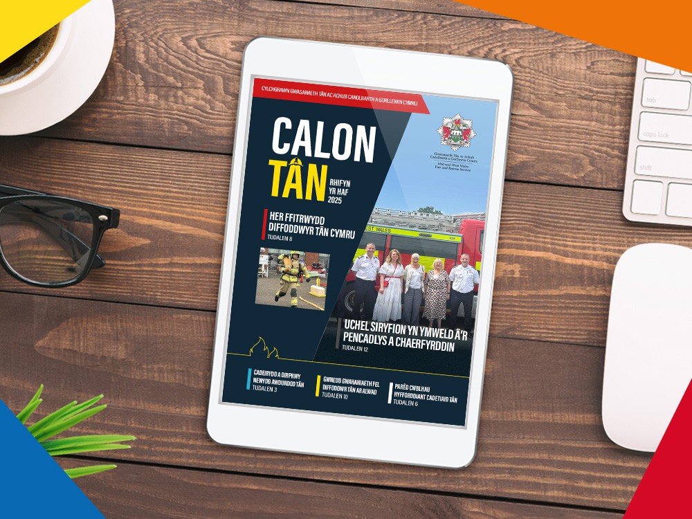 Mae Rhifyn yr Haf o Calon Tân ar gael ’nawr.
Mynnwch olwg arno!  🌞
🔗pulse.ly/uzw5w82ow8
---------
The Summer Edition of Calon Tân is out now.
Take a look!  🌞
🔗pulse.ly/bwmnwsruew