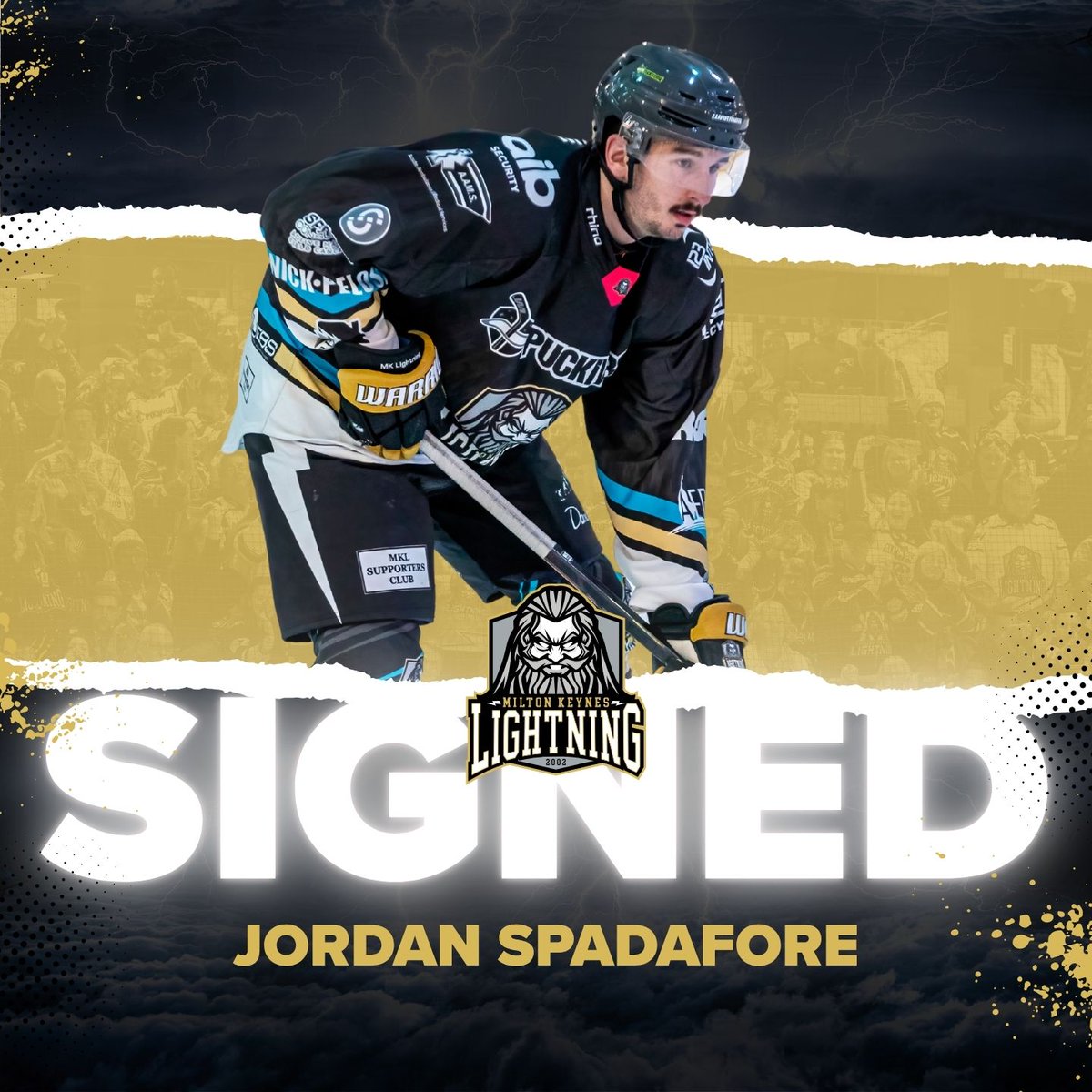 ✍️ Signing News ✍️

MK Lightning⚡️ are delighted to welcome back Jordan Spadafore for the 25/26 season.

Tim said "𝘚𝘱𝘢𝘥𝘴 𝘩𝘢𝘴 𝘢 𝘶𝘯𝘪𝘲𝘶𝘦 𝘢𝘣𝘪𝘭𝘪𝘵𝘺 𝘵𝘰 𝘨𝘦𝘵 𝘶𝘯𝘥𝘦𝘳 𝘰𝘱𝘱𝘰𝘯𝘦𝘯𝘵𝘴’ 𝘴𝘬𝘪𝘯 𝘢𝘯𝘥 𝘥𝘪𝘴𝘳𝘶𝘱𝘵 𝘵𝘩𝘦𝘪𝘳 𝘳𝘩𝘺𝘵𝘩𝘮."

Read more ➡️