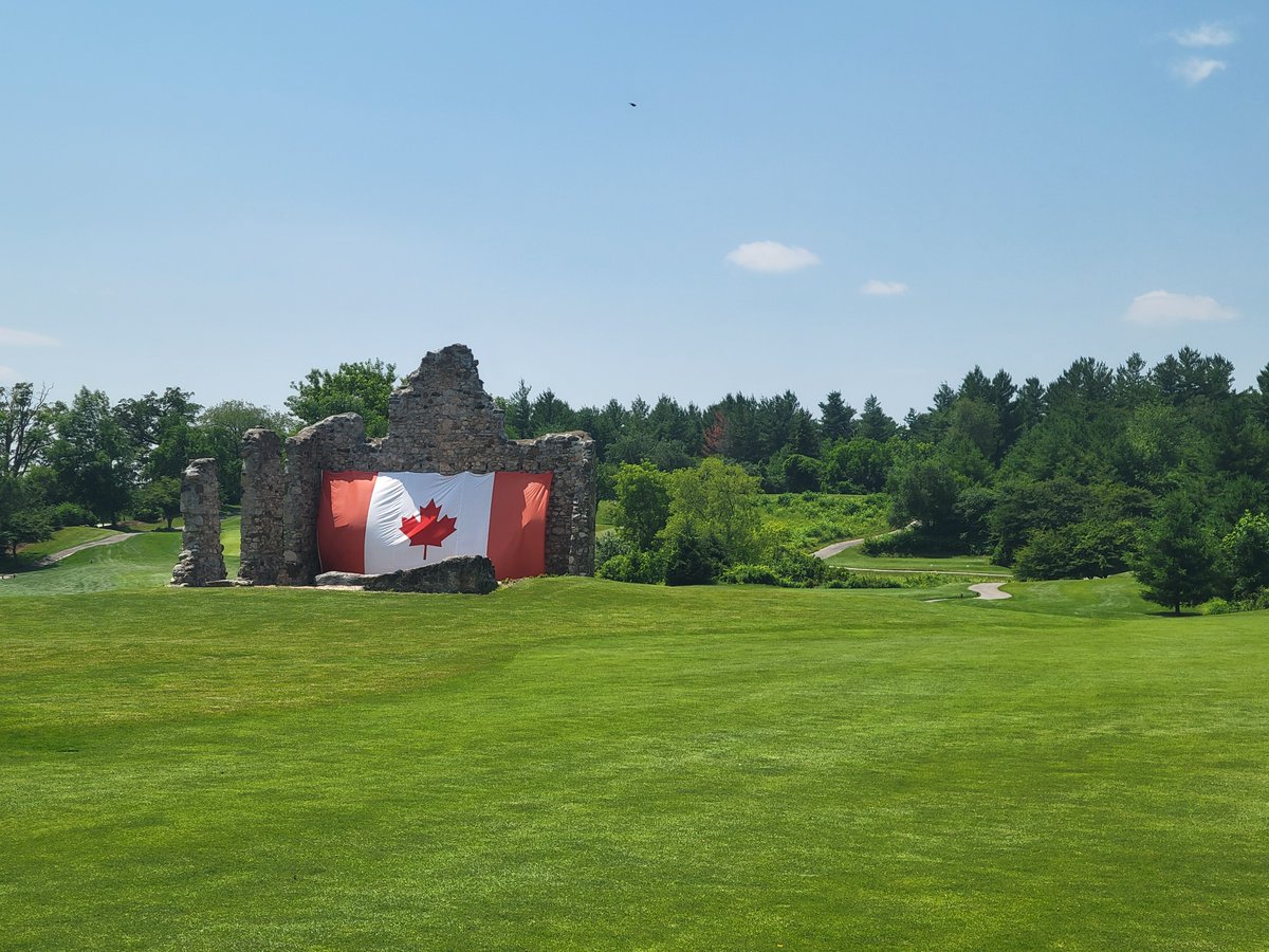 NexeedOntario's tweet photo. I had the opportunity to help sponsor and attend the IAOM Niagara District Golf Scramble this Canada Day week. Great bunch of people, great golf, and a great "photo op" on the 7th Hole, Savannah Golf Links, Cambridge, Ontario.
#IAOM
#Canadianflour
#Nexeed
#SavannahGolfLinks https://t.co/jDUlTVcN77