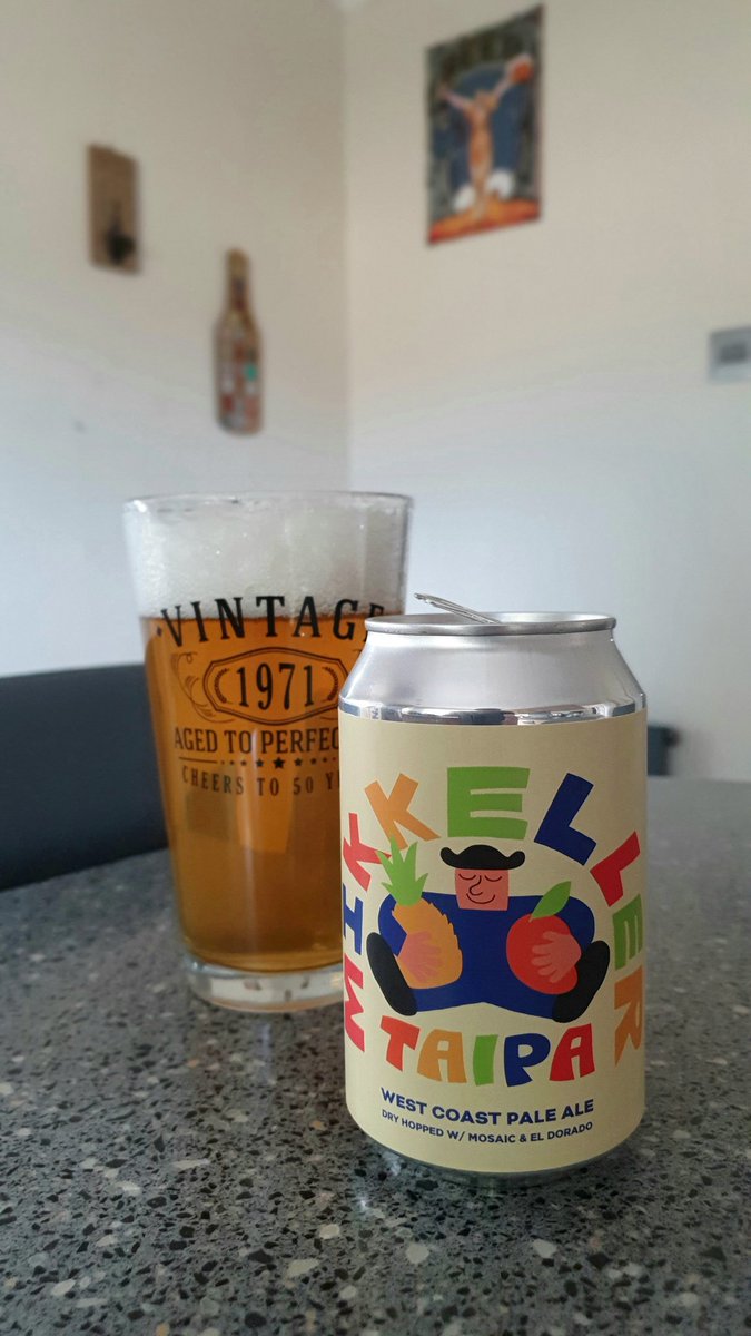 Lovely fresh and zesty ale <a href="/MikkellerBeer/">MikkellerBeer</a> 🍻 #FridayNighter #weekendmood #WestCoast