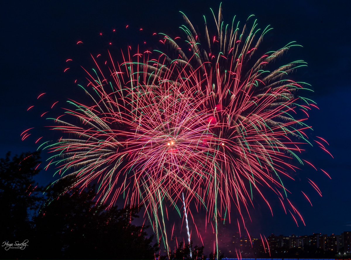 YEGHugo's tweet image. Canad谩 Day 2025. We have a great country and we love it 馃槏 #canada #alberta #edmonton #canadaday
