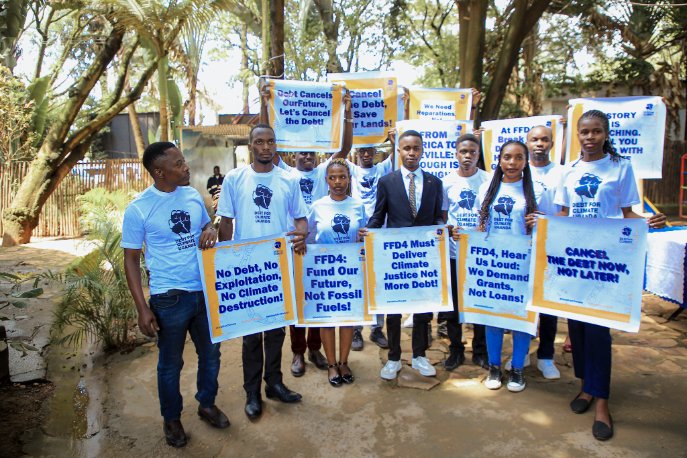 ClimatePostNews's tweet image. Uganda’s rising debt is a climate injustice.
We reject false solutions like debt swaps. We demand full debt cancellation, grants—not loans, and a UN Debt Convention for fairness.
#DebtForClimate
Read more: climatepost.net/debt-for-clima…