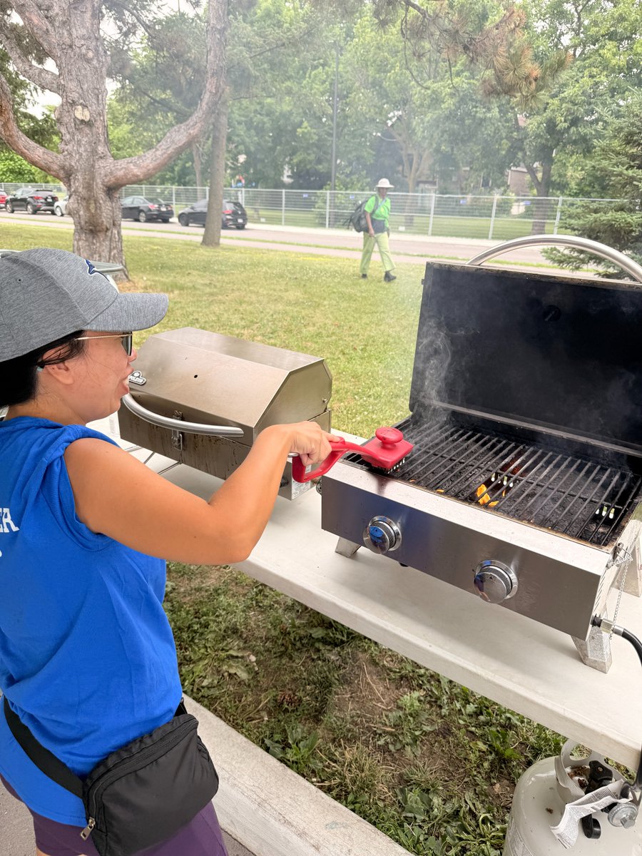 What an incredible day volunteering at the Etobicoke Rotary Ribfest! 🎉 The energy was contagious, the community spirit was excellent, and being part of something so special felt truly rewarding. Already counting down to next year!

#Etobicoke