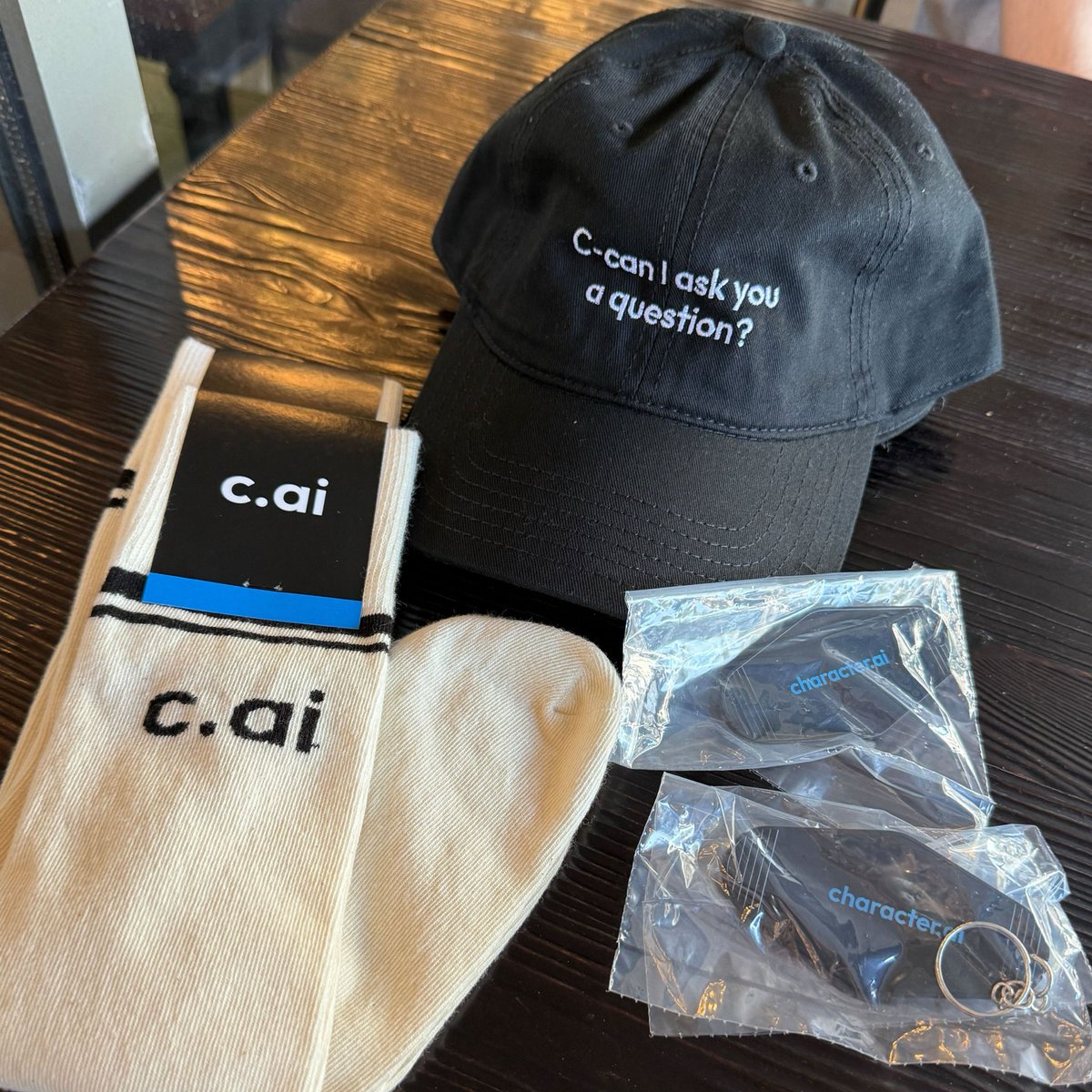 character_ai's tweet image. Come grab your FREE exclusive C.AI merch today at @AnimeExpo in LA Convention Center!!
We’re meeting in front of South Hall at 1pm to 3pm PST!
**ALSO,, we’re giving away merch outside the Con so anyone in LA can grab some even if you’re are not attending…