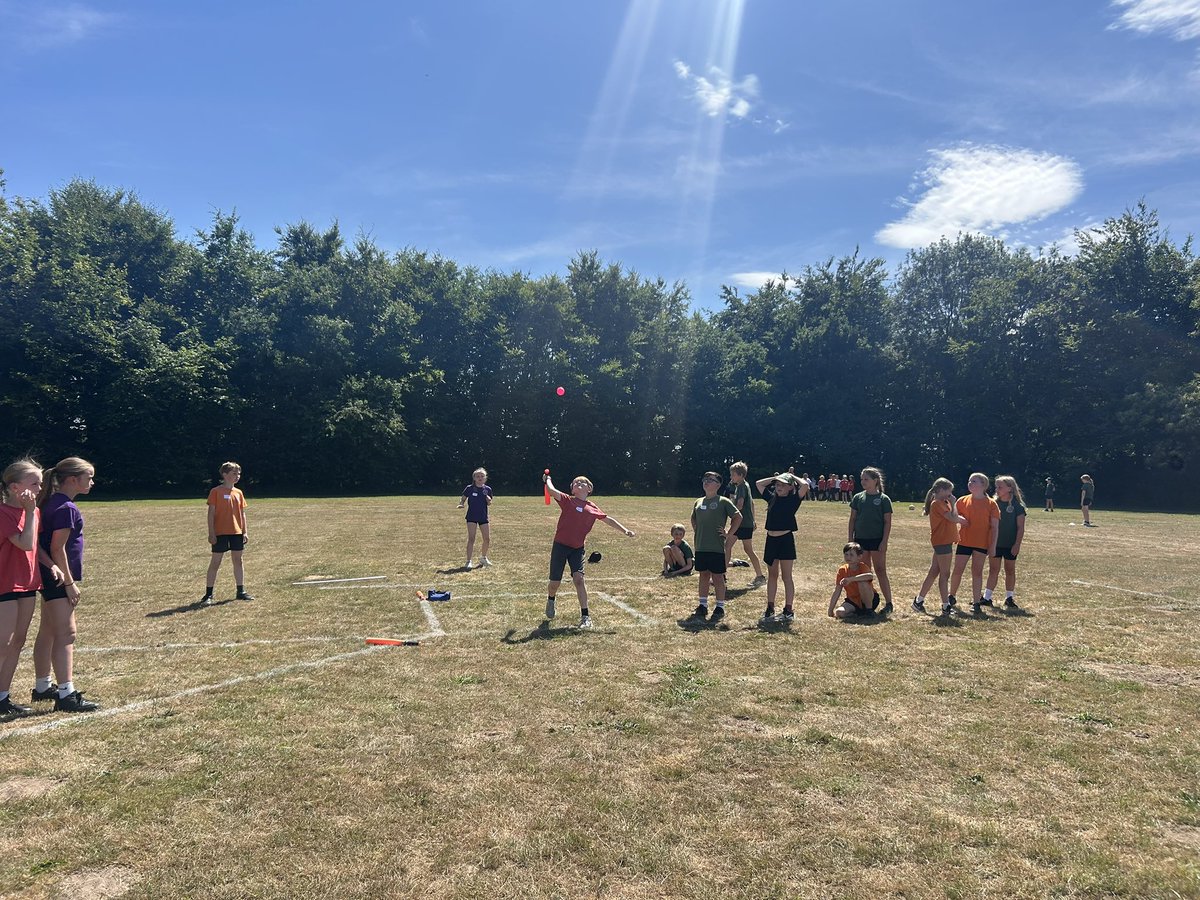 Penguins enjoying rounders in the sunshine to finish a fantastic sports week!