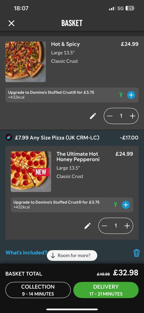 stumac68's tweet photo. @Dominos_UK is this a scam? Invited friends round based on your offer. But when you try to order 2 large pizza, it tries to charge you £32.98 instead of £15.98. As my friends are already here I’ve had to spend the extra. What a con!! https://t.co/Nob6DFWwDM