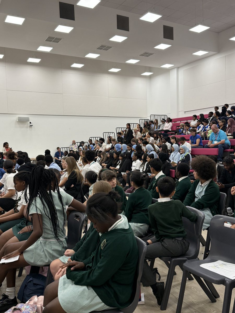 NewhamCitizens (@newhamcitizens) on Twitter photo What career paths can young people take? This was today’s question…thank you to <a href="/ShpresaPrograme/">Shpresa Programme</a>, <a href="/thameswater/">Thames Water 💧</a> and <a href="/Lendlease/">Lendlease</a> for sharing your experiences What career paths can young people take? This was today’s question…thank you to <a href="/ShpresaPrograme/">Shpresa Programme</a>, <a href="/thameswater/">Thames Water 💧</a> and <a href="/Lendlease/">Lendlease</a> for sharing your experiences