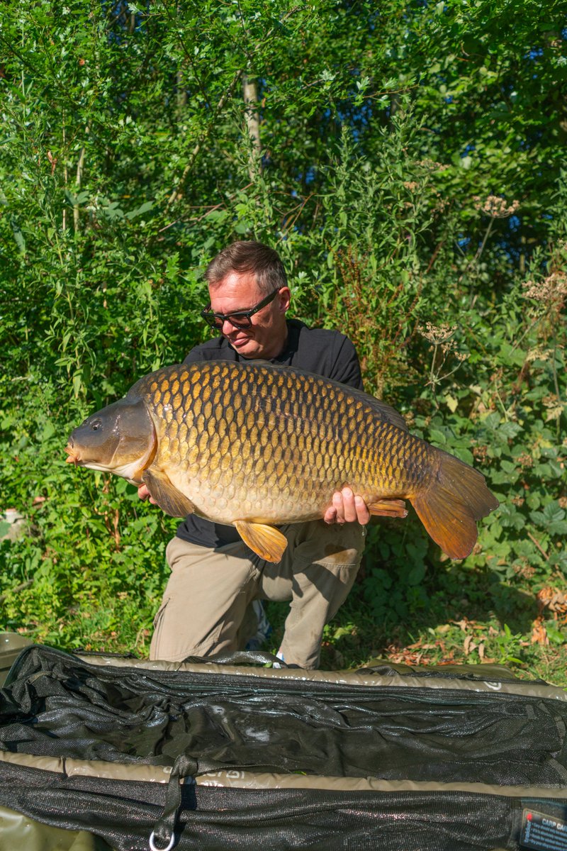 Jon Jones (@jonshoesjones) on Twitter photo One of two thirty pounders this week. This the biggest falling to Solid Bags filled with Spod and PVA Pellet Mix along with a Cell Hookbait. πͺπ»<a href="/MainlineBaits/">Mainline Baits Official</a> One of two thirty pounders this week. This the biggest falling to Solid Bags filled with Spod and PVA Pellet Mix along with a Cell Hookbait. πͺπ»<a href="/MainlineBaits/">Mainline Baits Official</a>