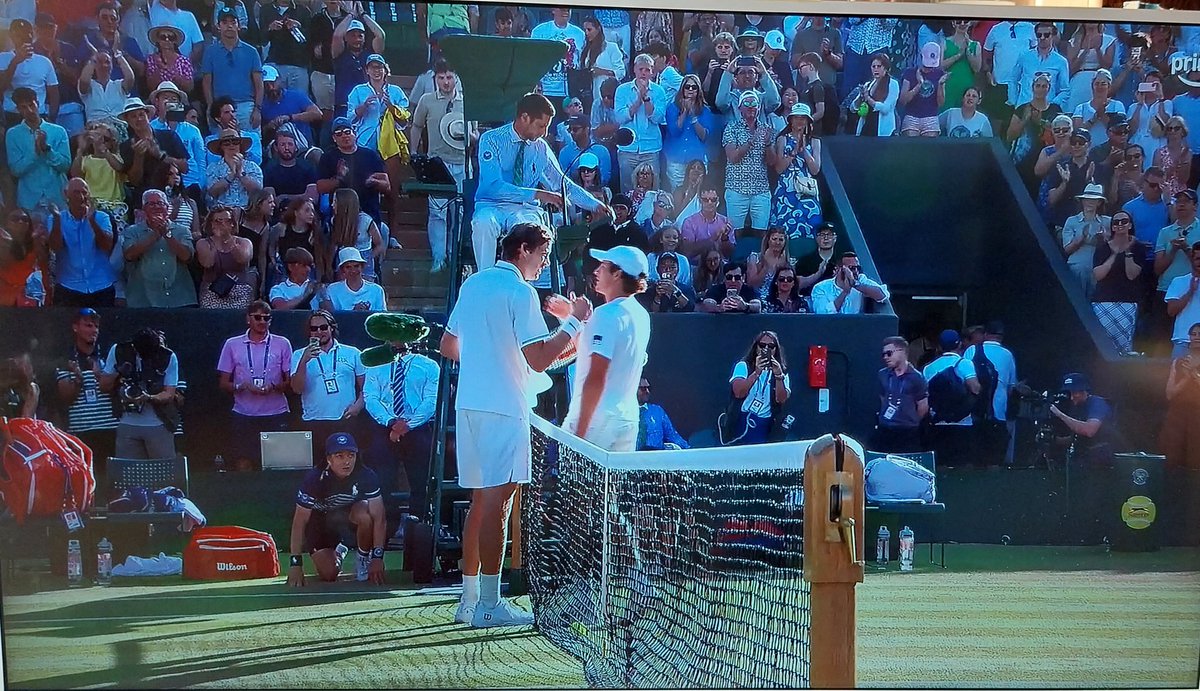 N. Jarry delivers a serving masterclass to beat J. Fonseca and reach R4 battling thru quallies in what has been a very challenging year. Joao Fonseca said Wimbledon is his favourite tournament and he has got better every match in his first ever grass season #latinamericanfaceoff
