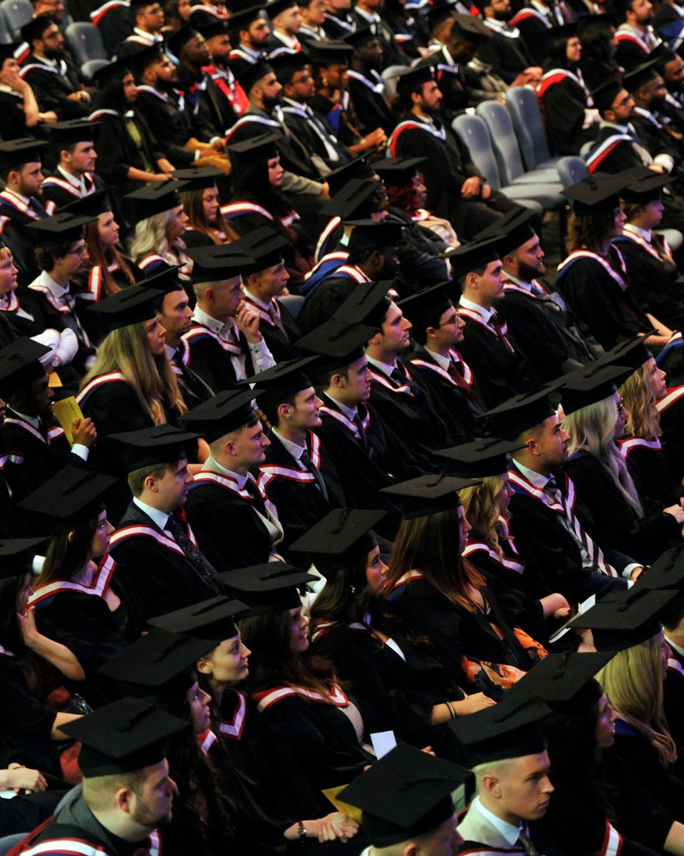 uniofglos's tweet image. Graduation tickets are now live!πποΈ
Our Ceremonies will take place at Cheltenham Racecourse from 19 to 21 November 2025.ποΈ Graduate and guest tickets can be booked via Student Records Online. The deadline is 25 September 2025.
More information hereπ bit.ly/42MgTl4