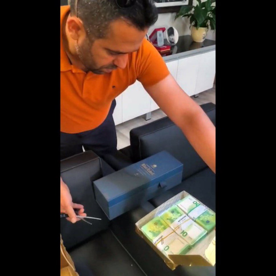 Baklava kutusunda 110 bin euro rüşvet alan Manavgat Belediye Başkan Yardımcısı’nın kolundaki dövme: