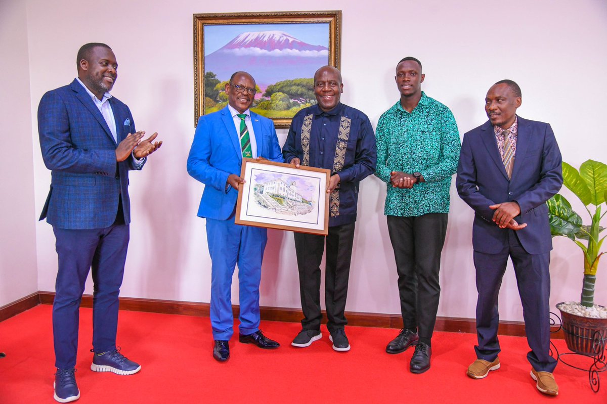 This morning I signed a Memorandum of Understanding with the CEO of DFCU Bank to collaborate in research and training. I thank DFCU for this important partnership.