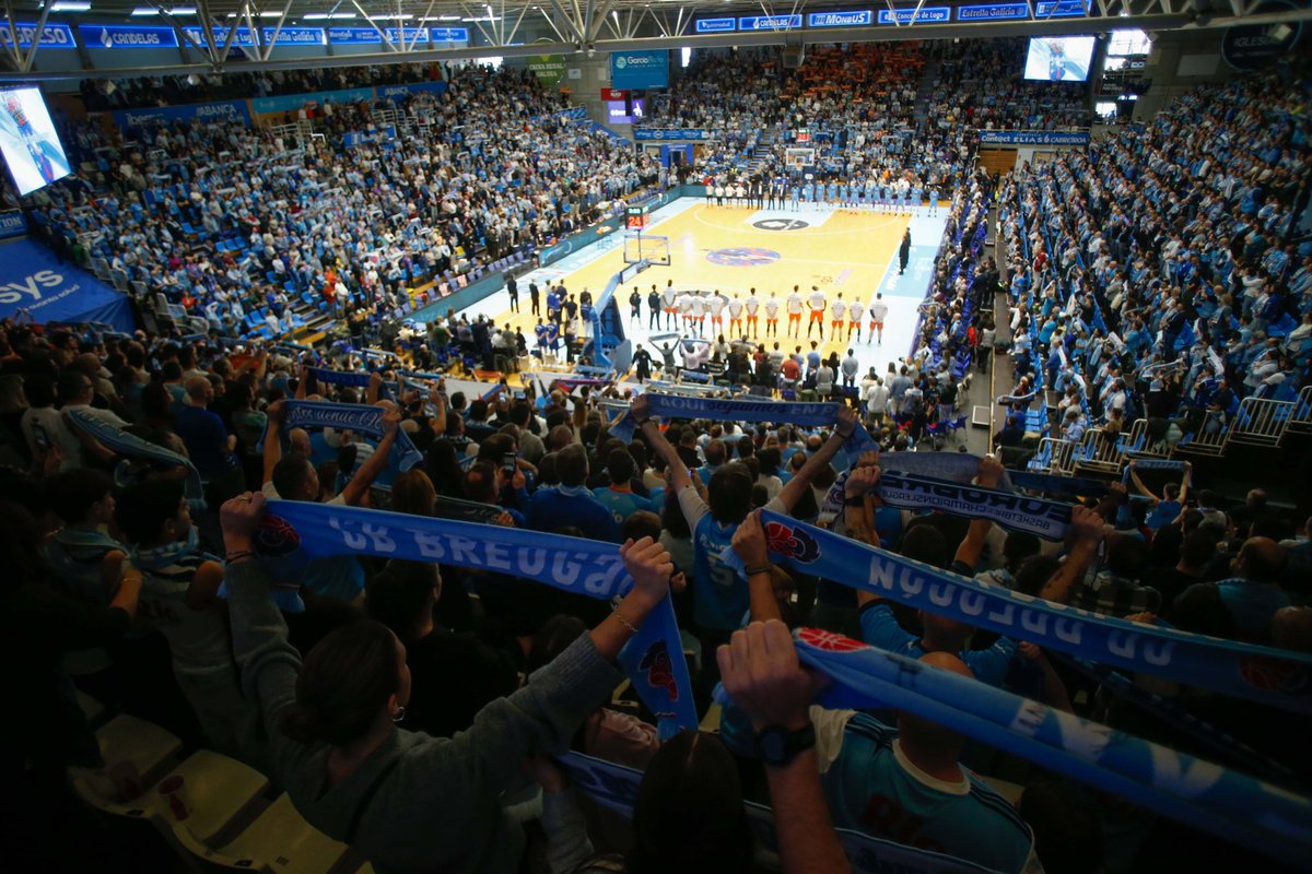 🩵 Se seguimos a este ritmo, iniciaremos a fin de semana superando a barreira dos 1.000 abonos renovados! 🔥🩵
GRAZAS, BREOGANISTAS!!
#CelesteNoPeito #ForzaBreo