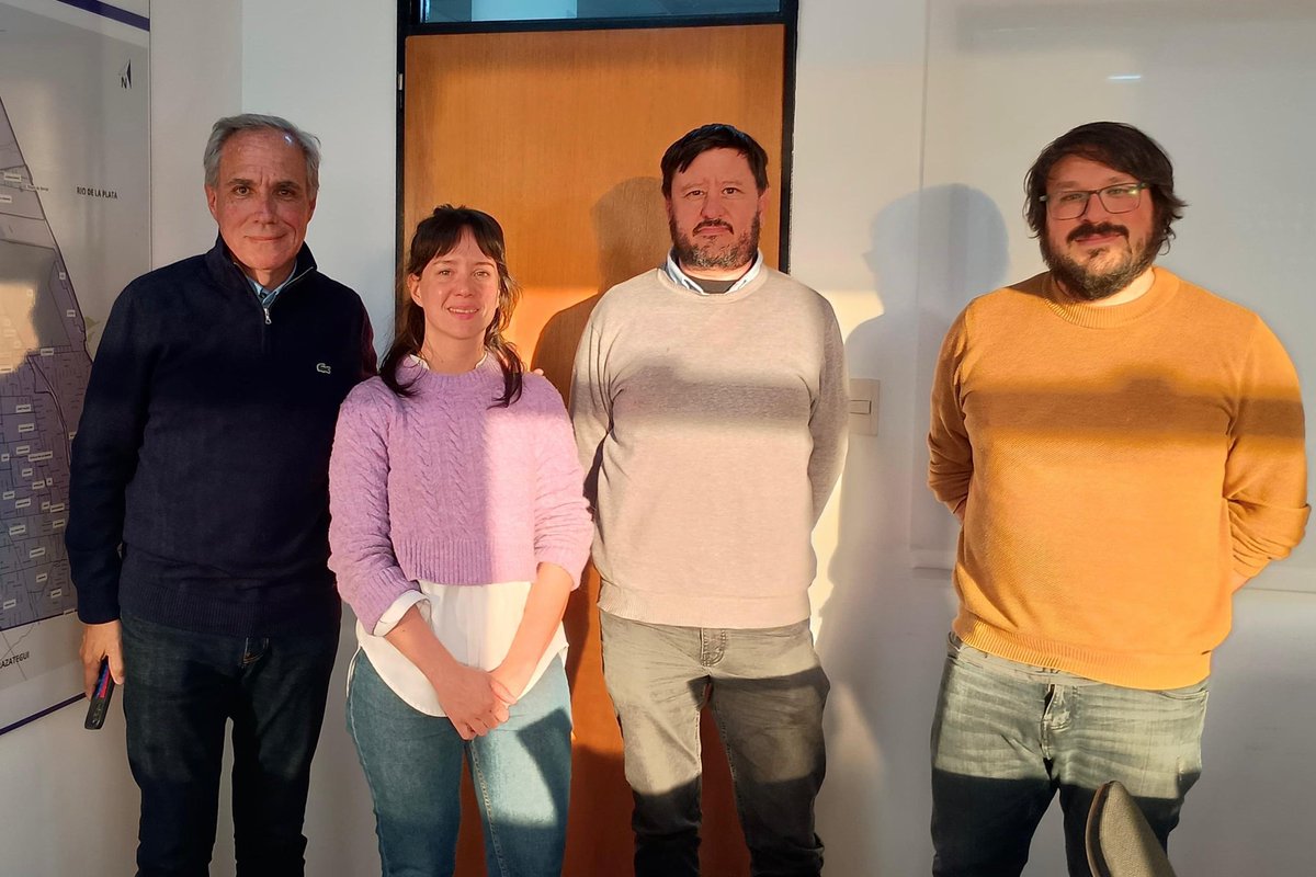 ✅ Nueva Bajada en Ezpeleta: desarrollo y  conectividad en nuestra traza.

👉 Junto a Cecilia Soler, secretaria de Desarrollo Urbano y Obras Públicas, y a Ramiro Beltrani, subsecretario de Obras e Infraestructura de la Municipalidad de Quilmes, y en compañía de nuestro