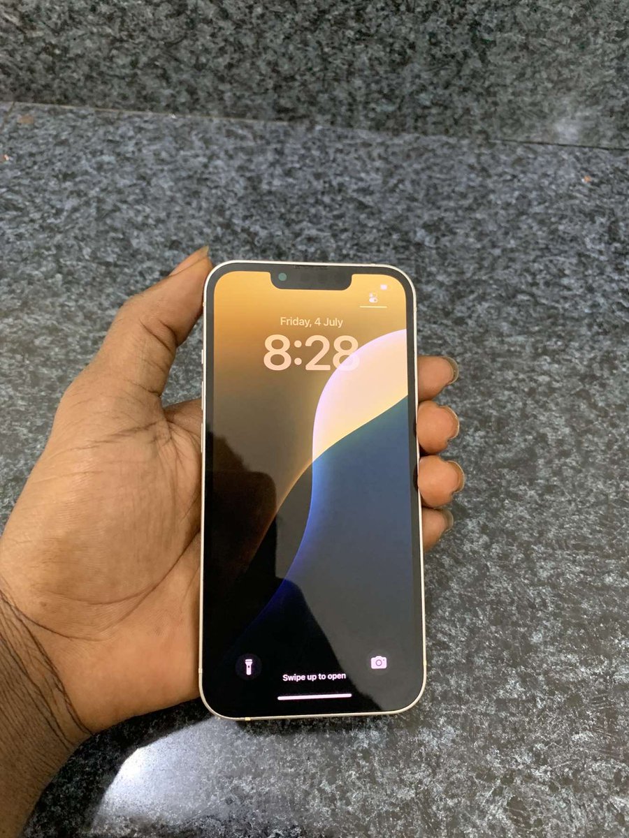 wtf_rema's tweet image. iPhone 13 
128gb 
Color- white 
BH-82 
No fault 
3.8k 
Location: ksi 

0200603437