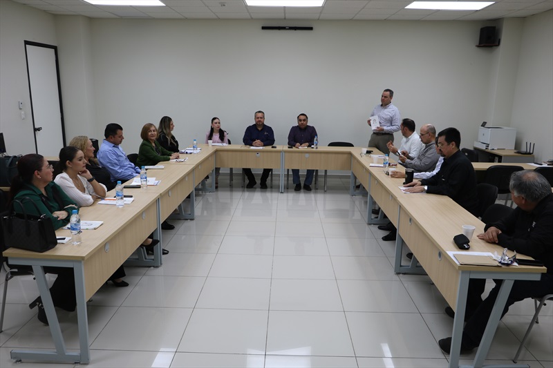 ICJSinaloa's tweet image. Décima Tercera Sesión del Club de Lectura del Poder Judicial del Estado - stj-sin.gob.mx/icj/noticias/2…