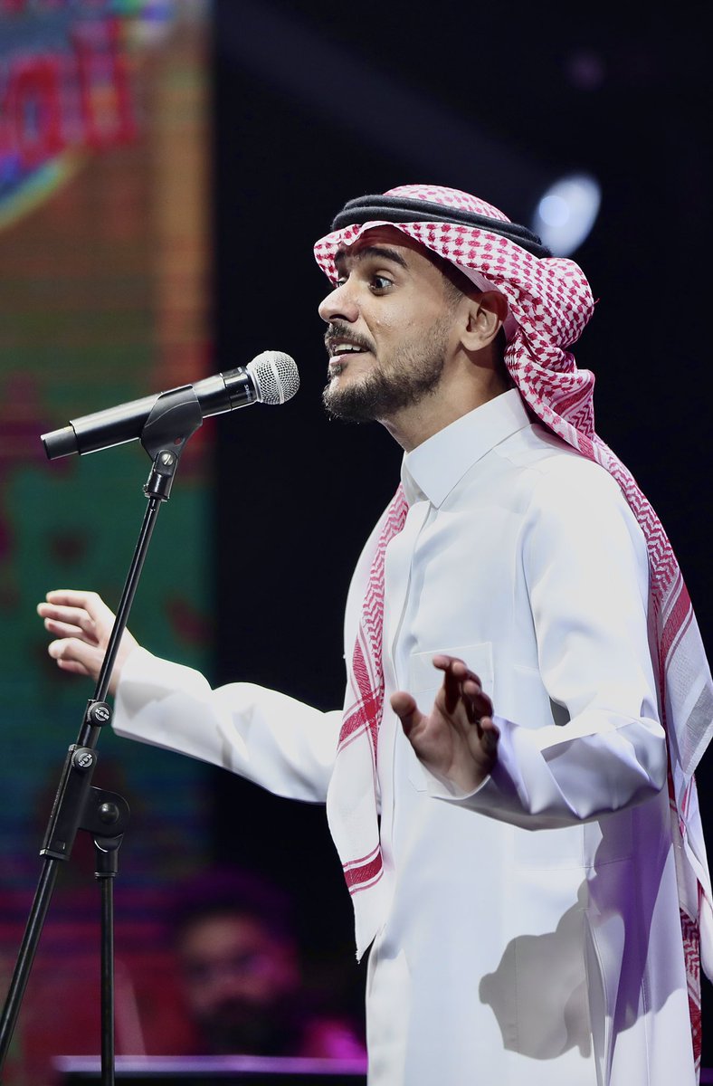 صور من تصويري للفنان #عايض من حفلة فوكالي 
🎵♥️📸