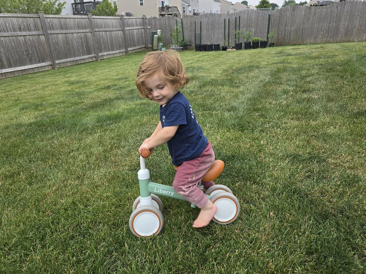 I'm currently running a Factor75 Campaign.

If we max out the goal of 100 people I'll use that money to get a backyard patio for my wife and son.

strms.net/factor75_venal…
Do your thing internets, get some good food and help me make his summer awesome.