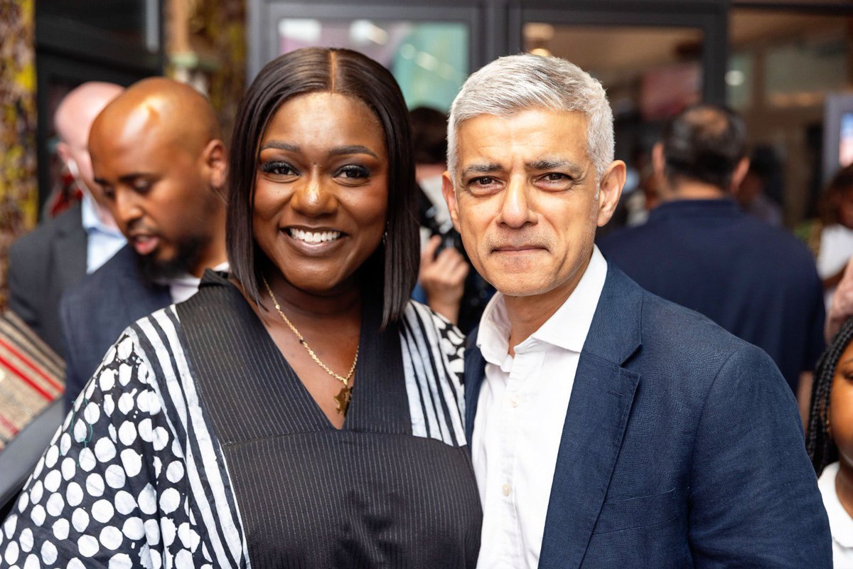 Dentaa_show's tweet image. The Mayor of London, Sir Yaw Sadiq Khan ( @sadiq ), is officially coming to Ghana 🇬🇭! After announcing his intentions last year at the @gubaawards, it’s now confirmed he’ll be visiting Nigeria, Ghana, and South Africa this month to strengthen cultural ties and boost trade…