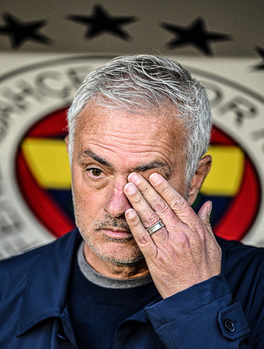 💔🥺 El recuerdo de José Mourinho para Diogo Jota:  

“Cuando alguien muere, es fácil decir que era bueno, pero él realmente lo era. Era bueno, pero como persona parecía no pertenecer a esta generación: no buscaba la atención y no quería ser el protagonista, aunque lo era,