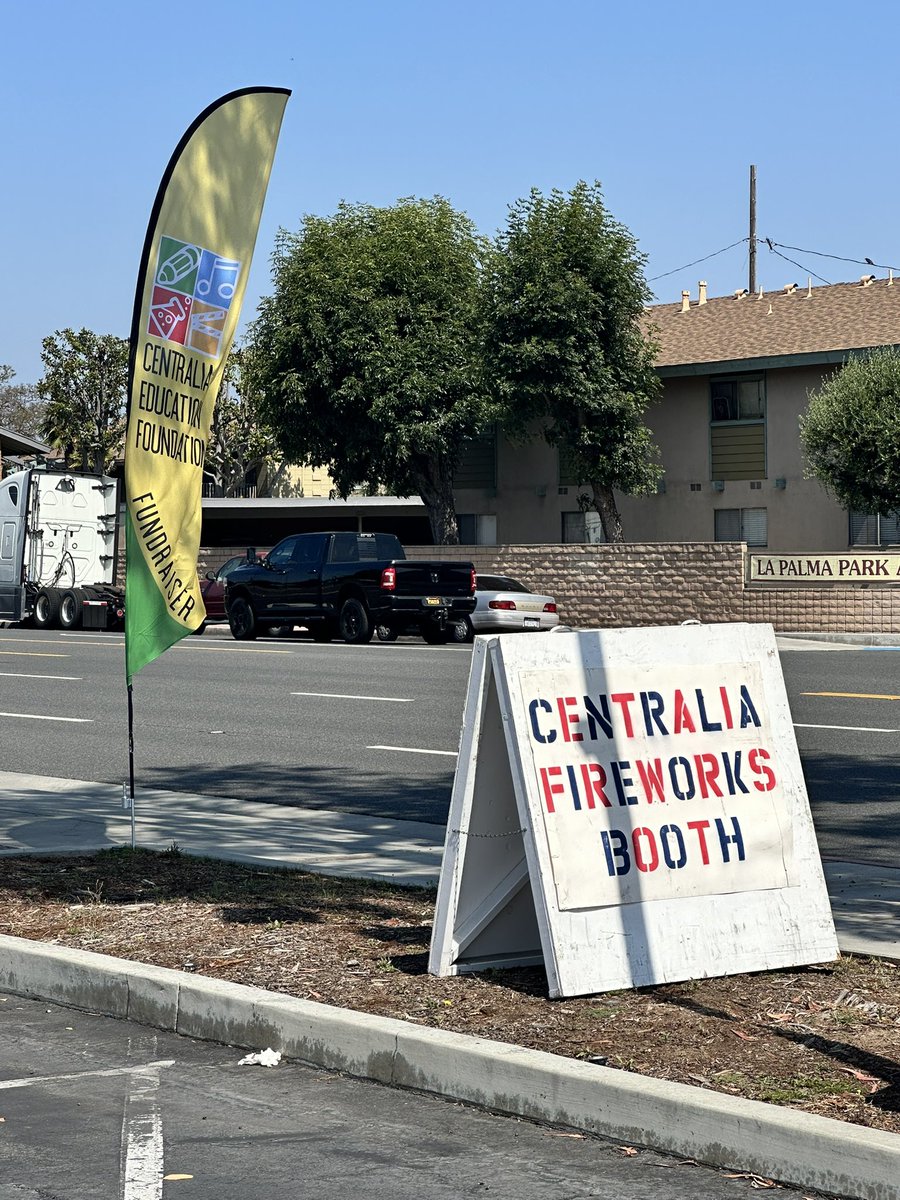 Norma E. Martinez (@centraliasup) on Twitter photo Thank you to our <a href="/CentraliaESD/">Centralia Elementary School District</a> community for coming out and supporting our #Centralia Education Foundation fireworks fundraiser going on now at the Walter Knott Education Facility! We love our parent volunteers!! Thank you to our <a href="/CentraliaESD/">Centralia Elementary School District</a> community for coming out and supporting our #Centralia Education Foundation fireworks fundraiser going on now at the Walter Knott Education Facility! We love our parent volunteers!!