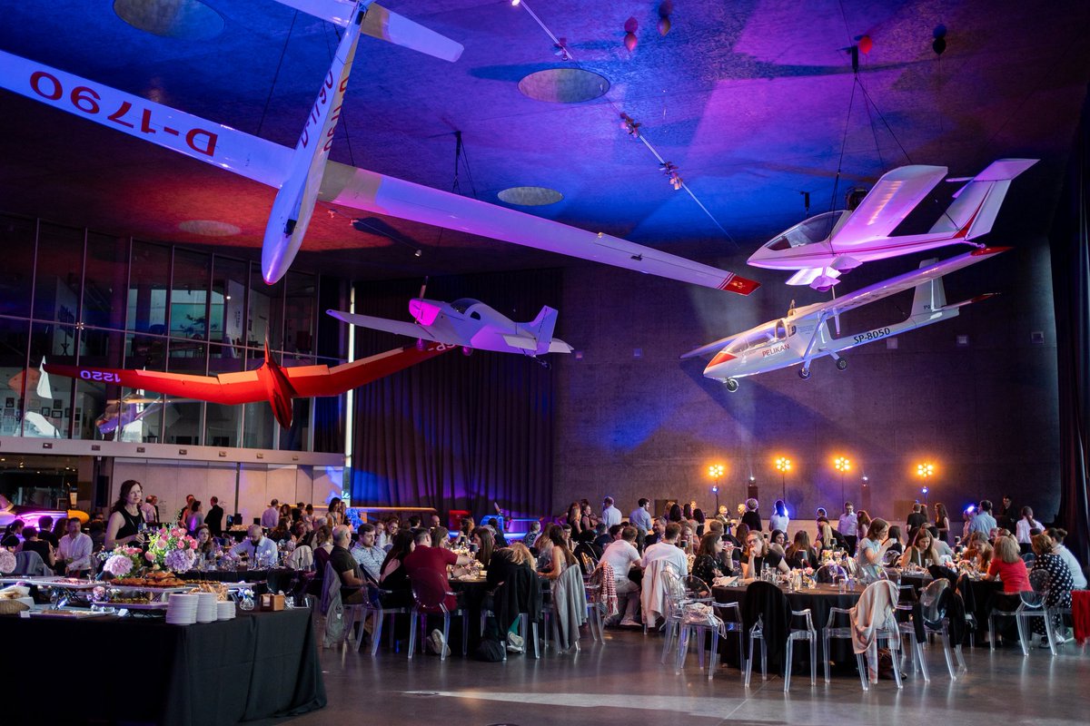 PrzemyslawBabel's tweet photo. Gala Dinner at the 5th International Conference of @SIPSplacebo took place at the spectacular Polish Aviation Museum ✈️✨

We kicked off the evening with a stunning tango performance by Ania and Marcin Sieprawscy — two of Kraków’s finest tangueros and the heart and soul of Bravo Tango school. Then they led a tango lesson, which most of the Gala Dinner guests bravely joined — and had a fantastic time doing so! 💃🕺

Huge thanks to our amazing instructors and all the wonderful participants!

The night continued with great food, inspiring conversations, and lots of dancing.

A magical night to remember — just before the final day of the conference!

@JagiellonskiUni @filozoficznyUJ @psychologyUJ @MedPraktyczna 

#SIPS2025 #SIPSplacebo2025 #SIPSKrakow2025
