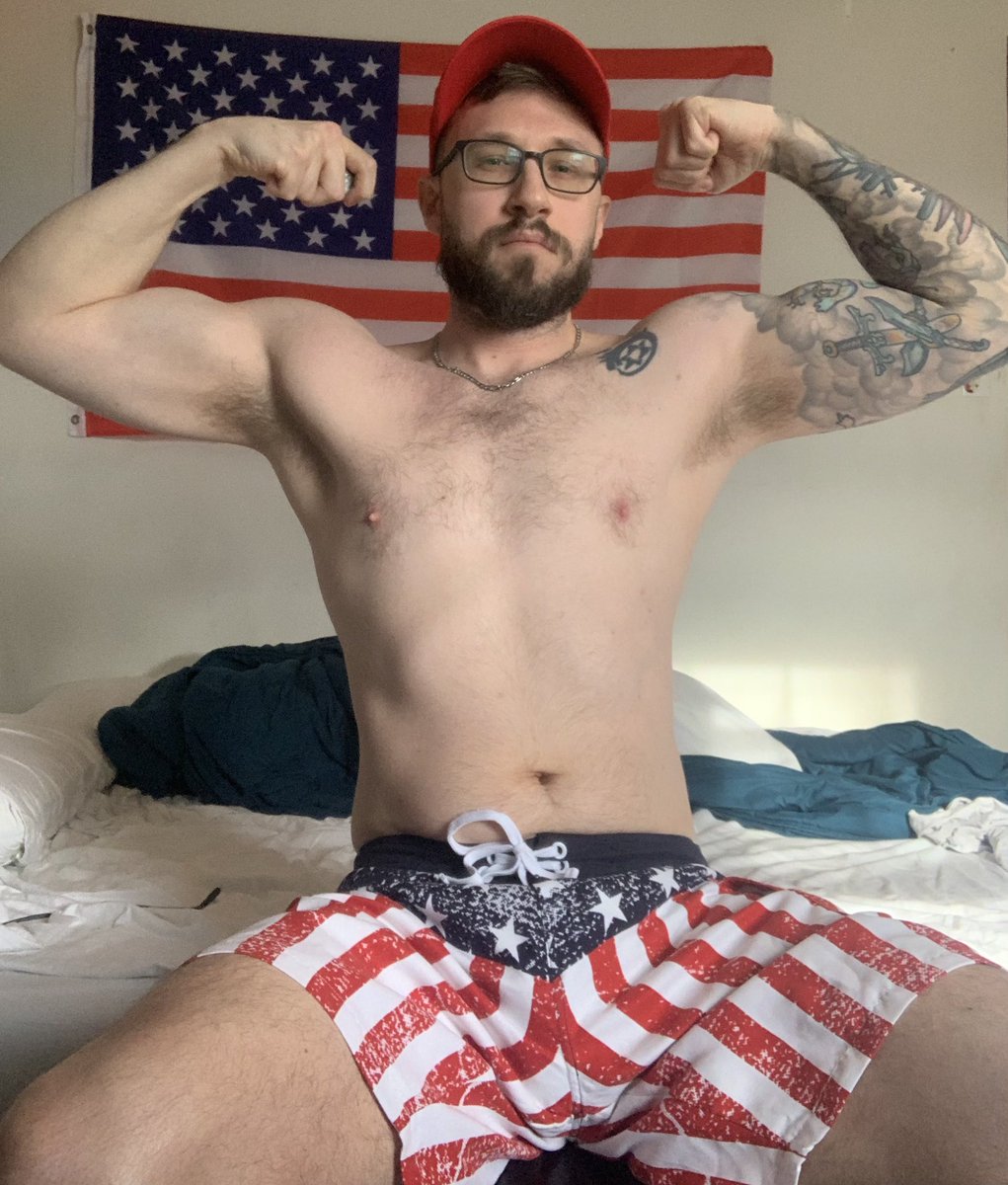 The_OdderOtter's tweet photo. Worship Patriotic pits this 4th of July 🇺🇸 https://t.co/OqywQPQVhO