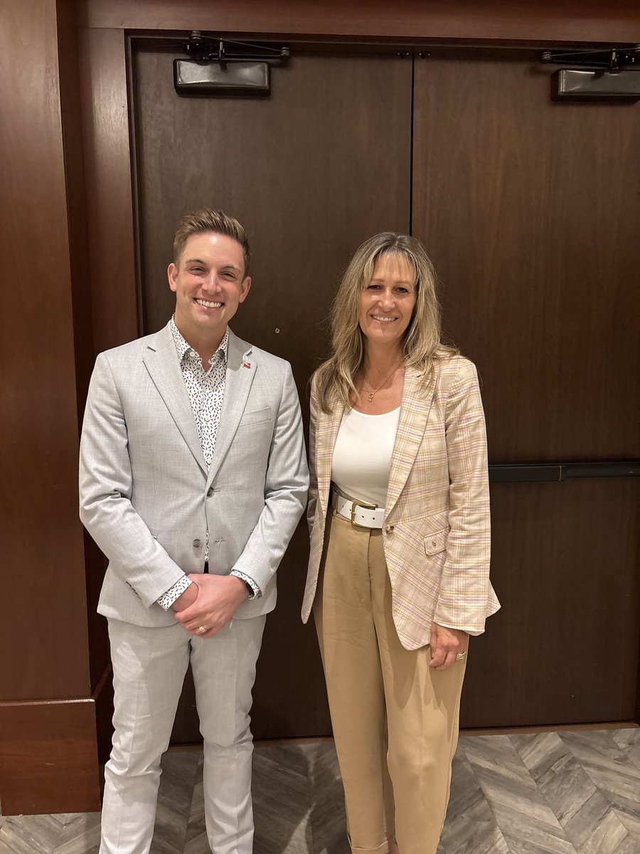 tylerwatt90's tweet image. Day 2 of Bill 9 hearings wrapped in Niagara Falls. Proud to be here listening to local voices from advocates to councillors to mayors, including Mayor @MariannMeedWard, Chair of @ONBigCityMayors. @OntLiberal’s are showing up and standing up for communities across Ontario. #onpoli