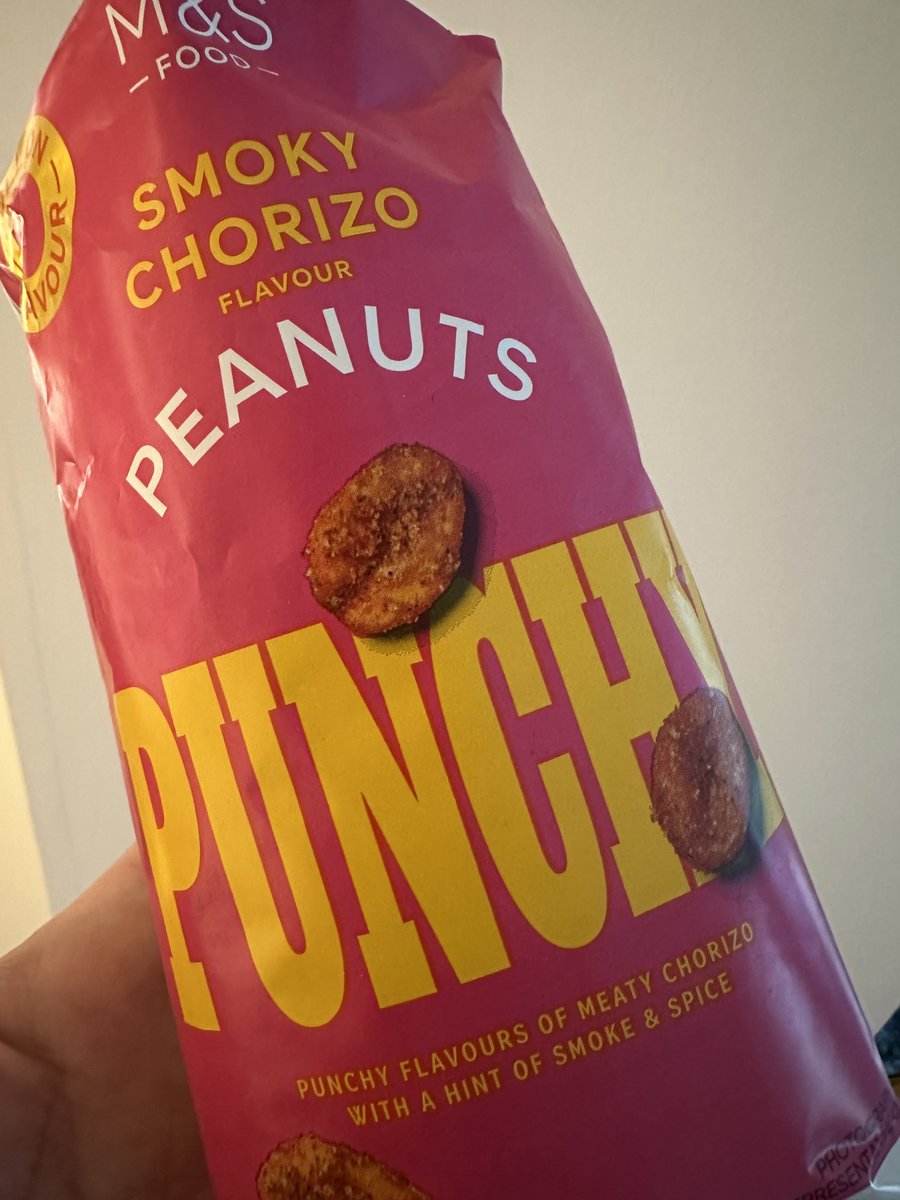 Chicos, los guiris nos roban y nos llevan ventaja... ellos ya van por los cacahuetes al chorizo... Hay que ponerse las pilas.