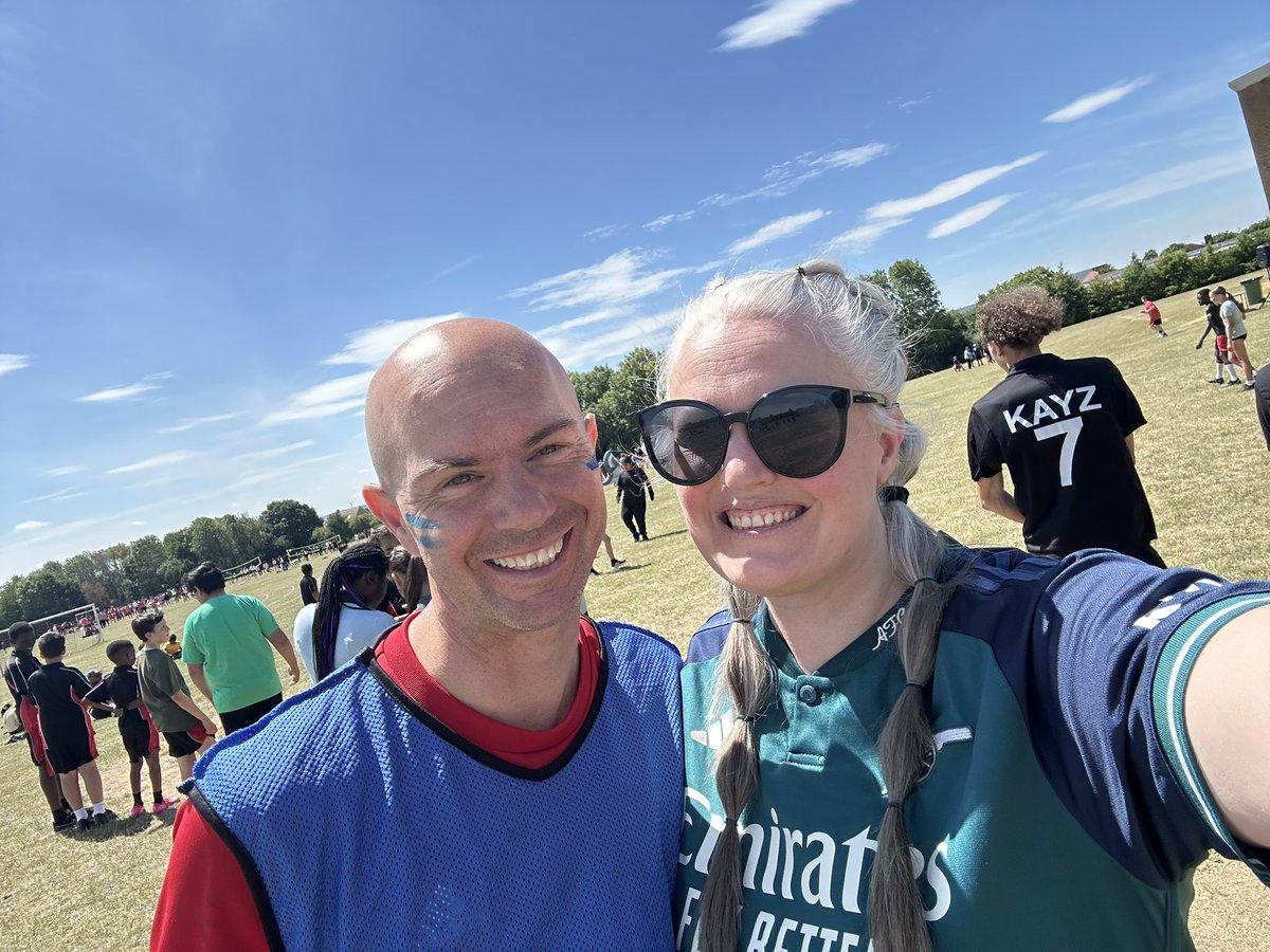 Ms_Holyoake's tweet image. What a fantastic sports day! Well done @_KA_PE 👏🏻 Lots of happy staff and students, all getting involved.
