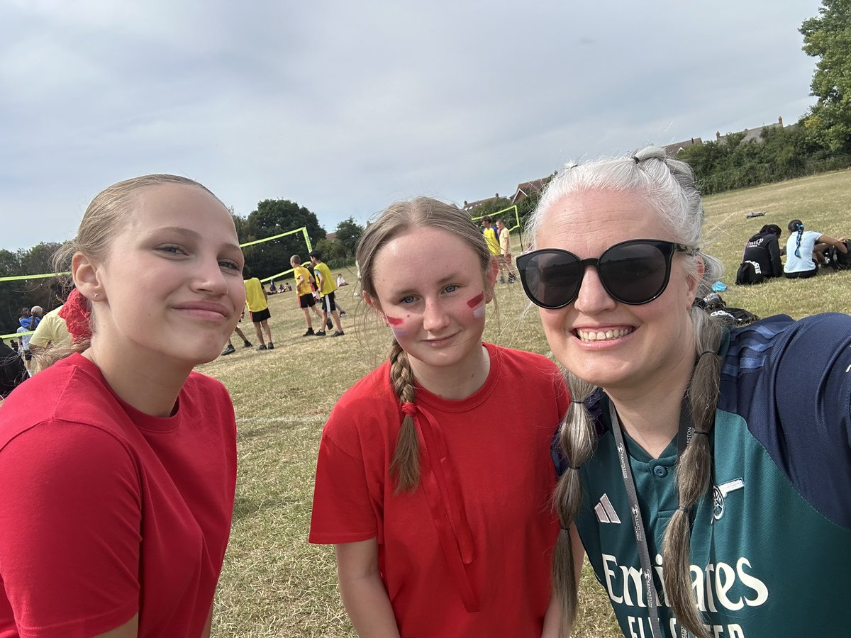 Ms_Holyoake's tweet image. What a fantastic sports day! Well done @_KA_PE 👏🏻 Lots of happy staff and students, all getting involved.