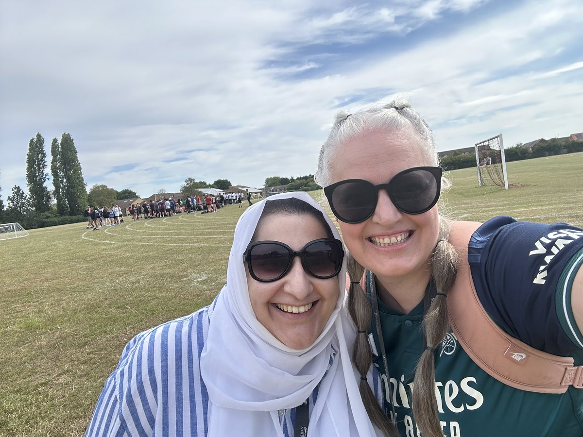 Ms_Holyoake's tweet image. What a fantastic sports day! Well done @_KA_PE 👏🏻 Lots of happy staff and students, all getting involved.
