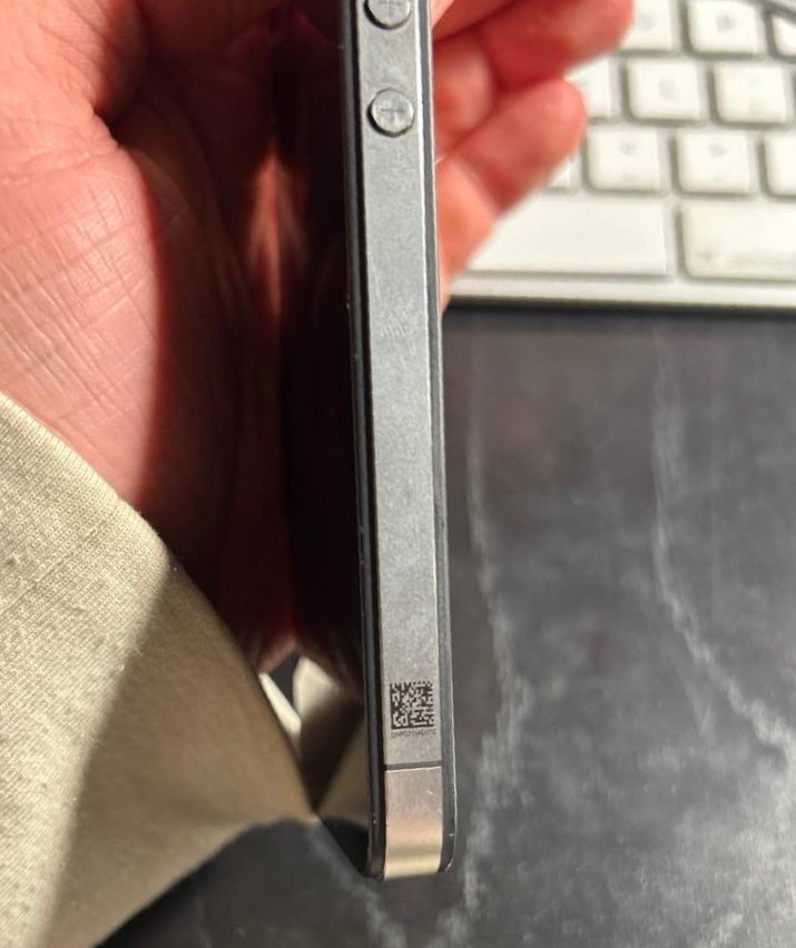 Apple Demo tweet media