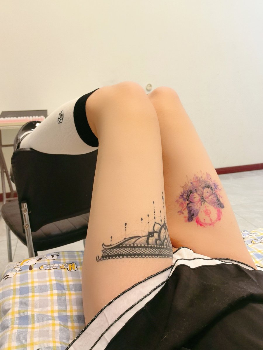 之前的账号被同学发现了，所以只能含泪全都删掉惹。不过我已经秽土转生啦！会陆续把照片搬过来哒~
#男娘 #mtf #人体改造 #四爱小狗