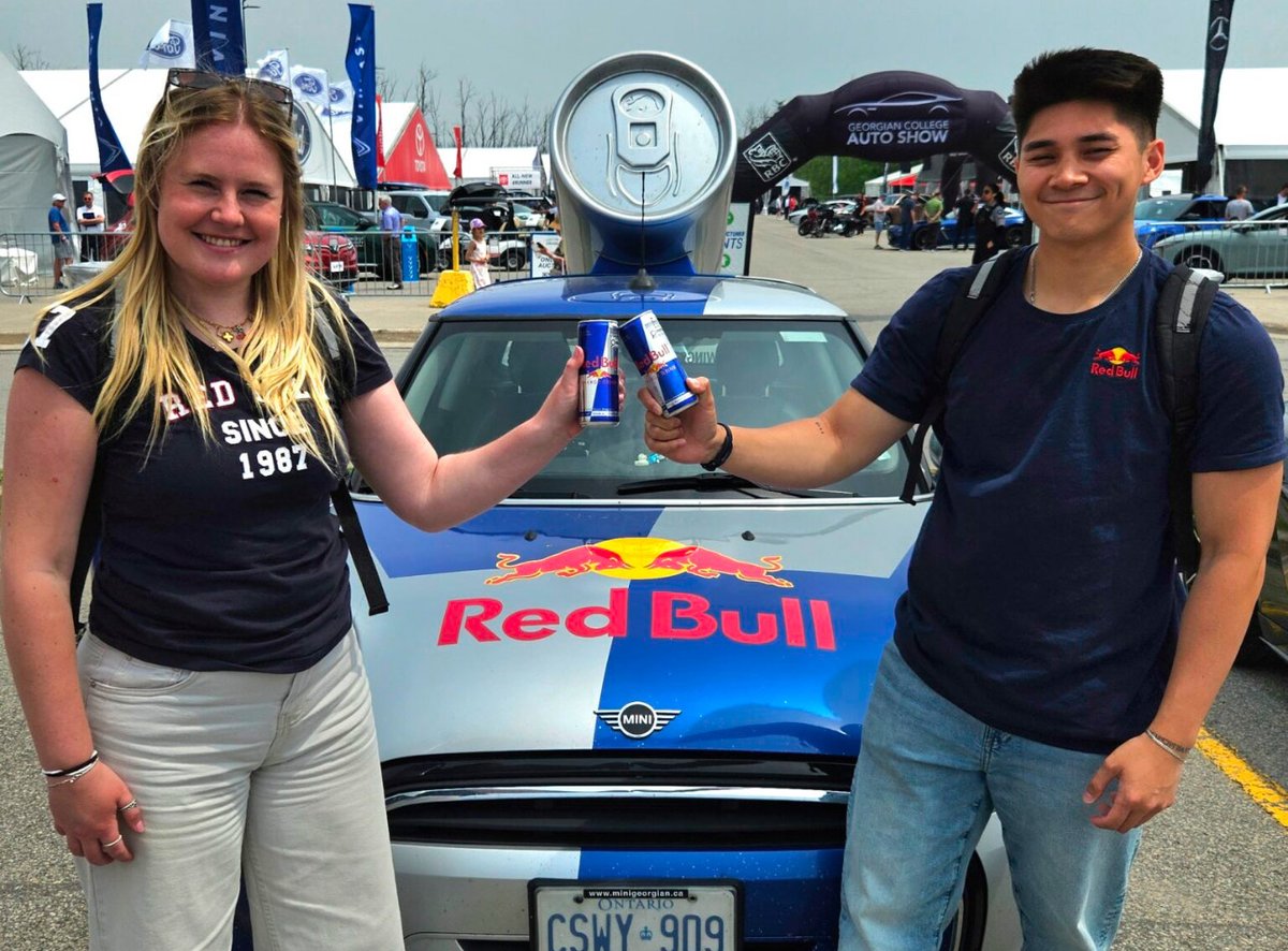 Our content manager Perry Lefko learns about Red Bulls promotional cars and tries Red Bull for the first time. Read how the company markets its drinks using the car to create awareness thecarmagazine.com/2025/07/03/lea…