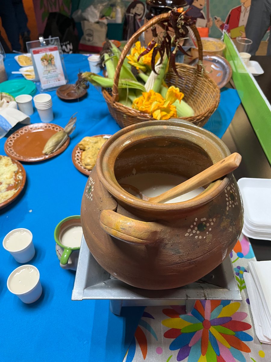 SanchezRozi's tweet photo. ¡Por favor, no se pierdan la Feria del Elote en San Juan Ixtayopan! Del 9 al 17 de agosto. ¡Si no van se perderán de puras delicias! #FeriadelEloteIxtayopan #Tláhuac https://t.co/V1Vq7KJVrA