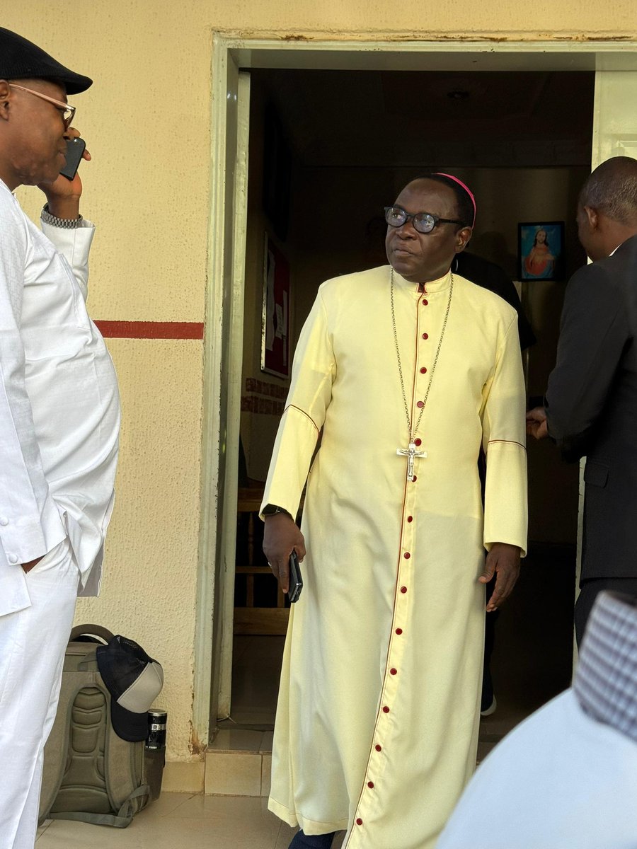 PeterOkopi2's tweet image. Association of Catholic medical Practitioners of Nigeria (Catholic Doctors)'s National Convention.
I was privileged to sing the psalm at a mass celebrated by His Lordship Bishop Kukah.