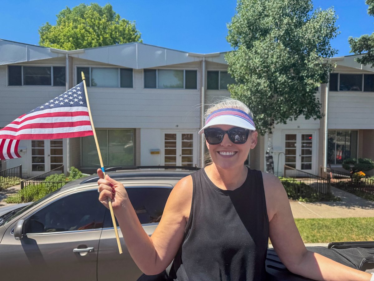 katiehobbs's tweet photo. Flagstaff knows how to do the Fourth. Great to celebrate and walk in the parade with the @CoconinoDems!
Happy Independence Day, Arizona! https://t.co/6tUMNvP3og