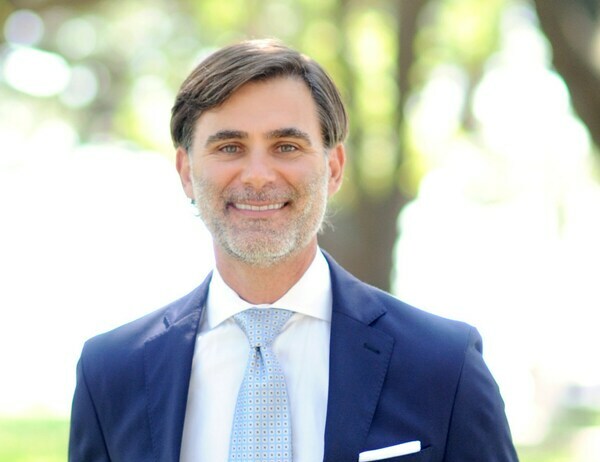 Repub Andres Bauer is challenging Lindsey Graham for his senate seat. They could also play Roger DeBris and Carmen Ghia in the Producers