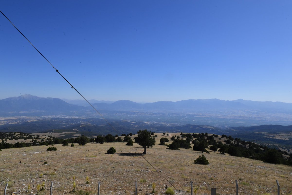 Valimiz Ömer Faruk Coşkun, İl Emniyet Müdürü Yavuz Sağdıç, İl Jandarma Komutanı J.Kd.Alb. Hıdır Ayçiçek, AFAD İl Müdürü Yıldız Tosun ve Denizli Orman Bölge Müdürü Ahmet Köle ile birlikte Denizli Orman Bölge Müdürlüğü Çökelez Yangın Gözetleme Kulesi’ni ziyaret etti.

Valimiz,