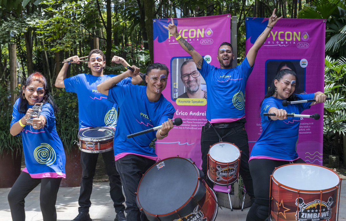 pyconcolombia's tweet image. At PyCon's intermission, rhythm took the stage 🥁🐍
A live batucada brought vibrant energy to the break: a reminder that our event is also about celebration and community.
A perfect moment to pause, recharge, and return to the sessions with renewed focus
#PyCon #PyConColombia