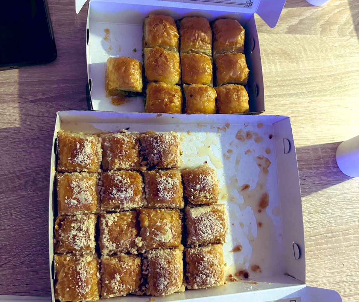Baklava aldım içinden baklava çıktı sırf chpli değilim diye ha