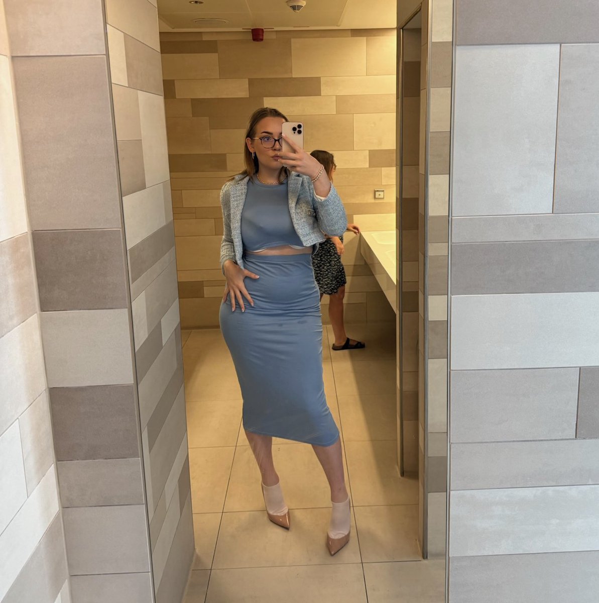 Ema Santi🕊 tweet media